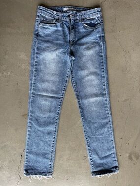 Joe’s Jeans / Mid Rise Straight Raw Hem / Light Wash